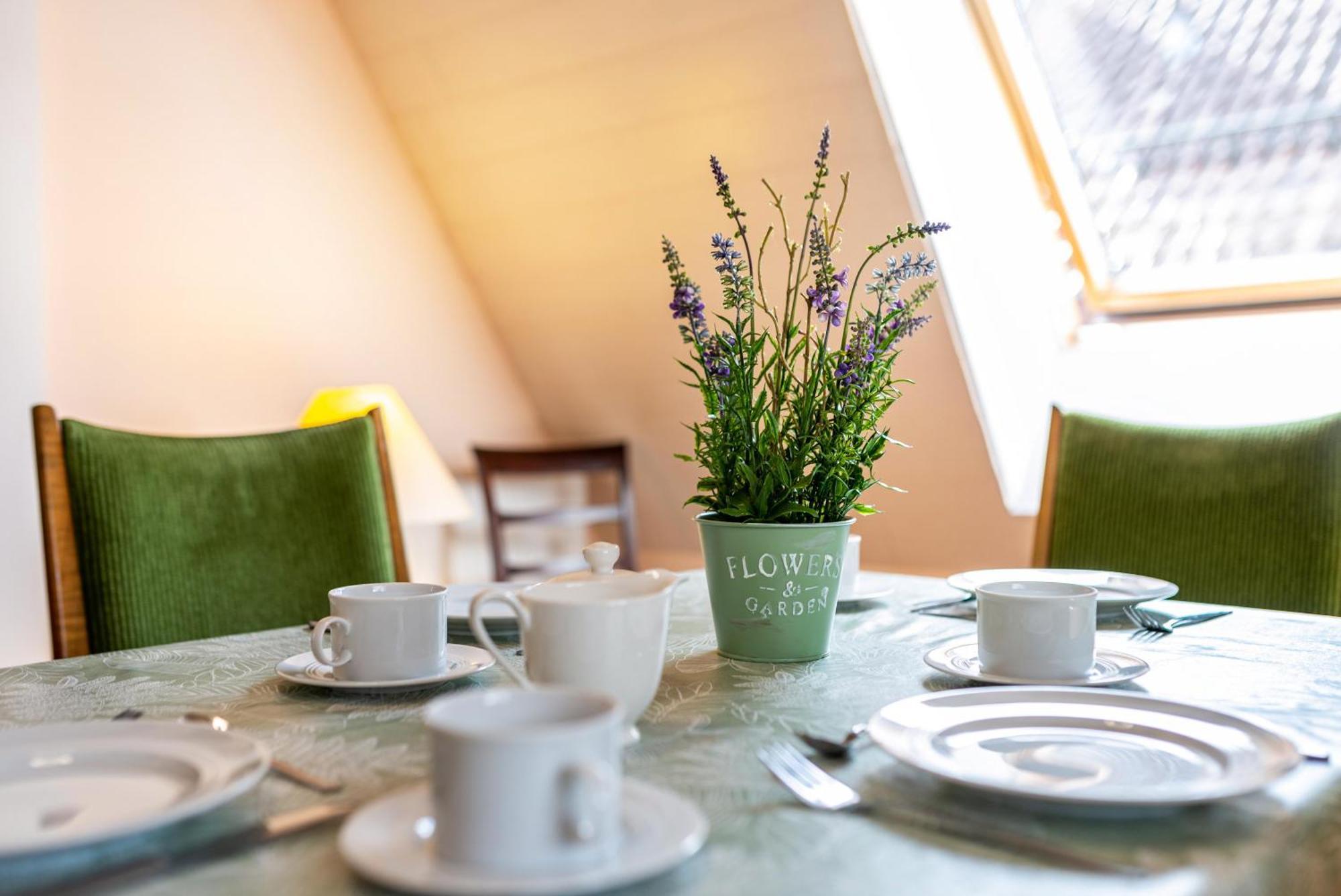 Ferienwohnung Blaues Haus Ubstadt-Weiher Exteriör bild