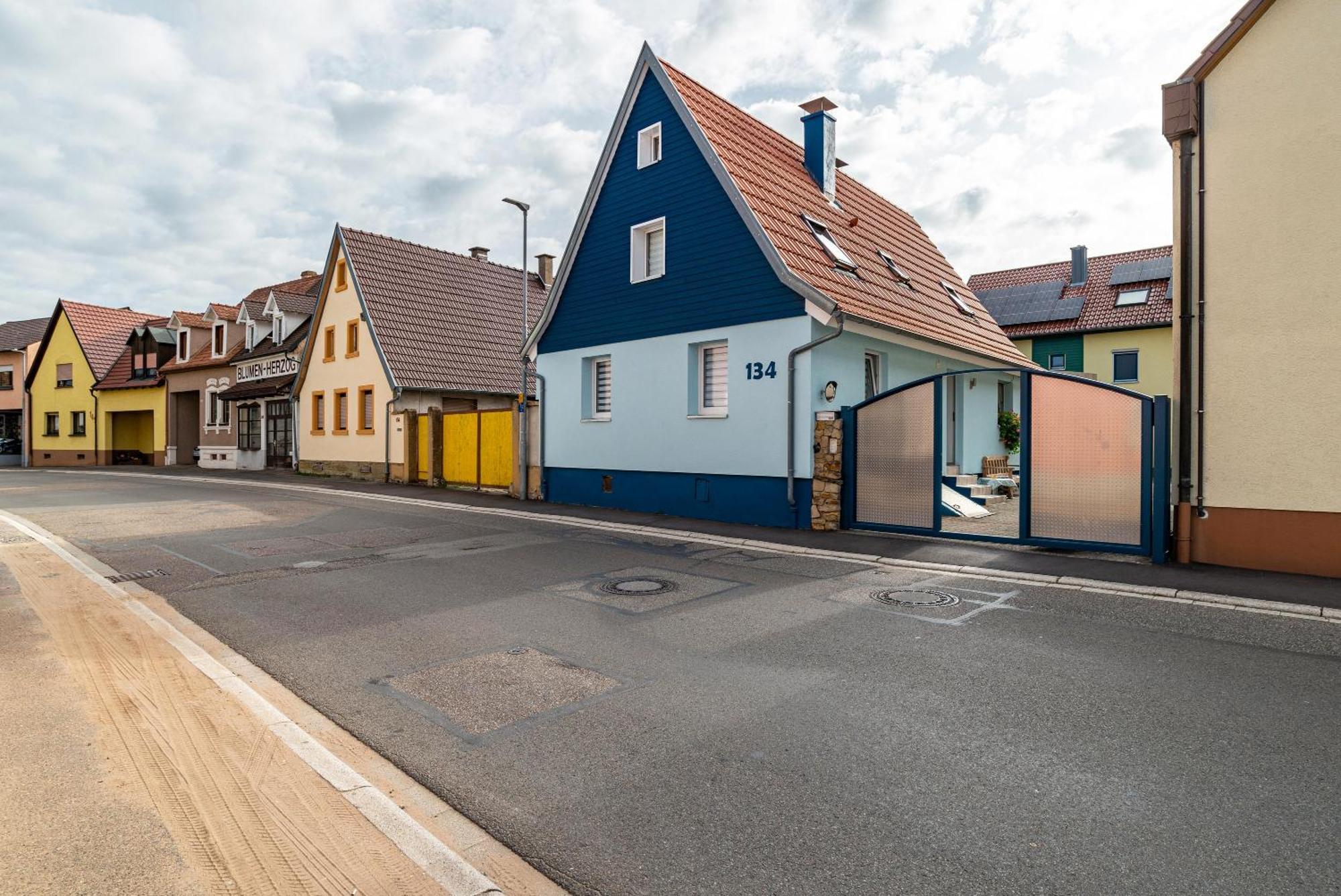 Ferienwohnung Blaues Haus Ubstadt-Weiher Exteriör bild