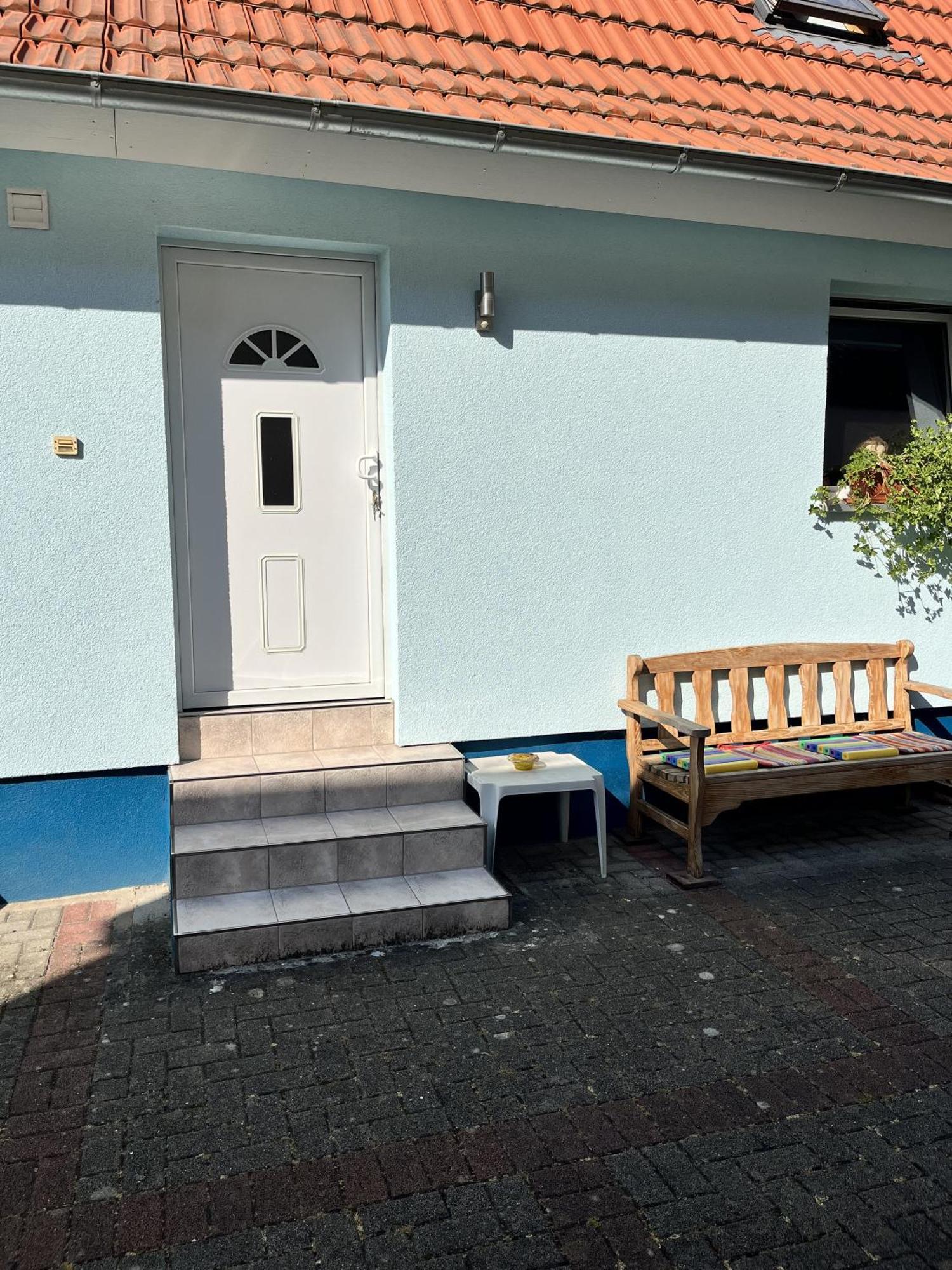Ferienwohnung Blaues Haus Ubstadt-Weiher Exteriör bild